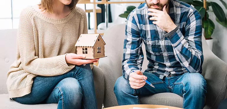 Why Sell Your House During Divorce in Bridgeport, CT?