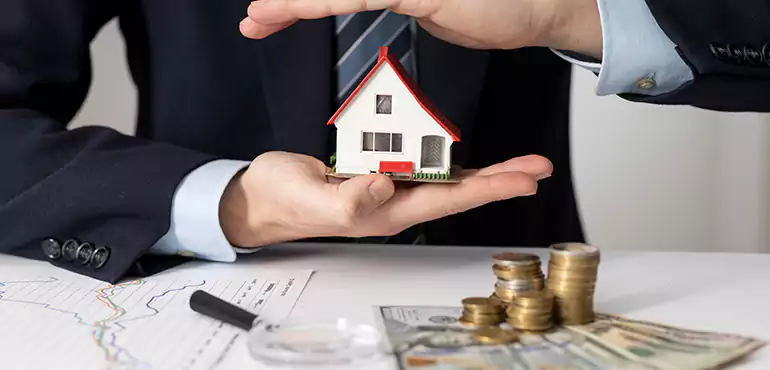 Who Do We Buy Houses From in Bridgeport, CT?